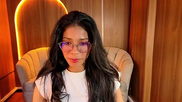 Alina_b_ webcam