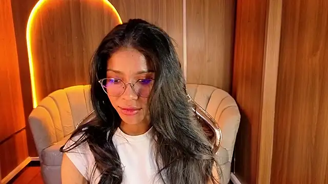 Alina_b_ webcam
