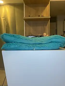 tabata_monroee webcam