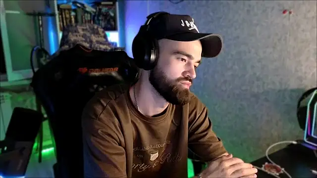_Serious_Man webcam