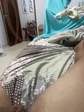 lefararafael live cam on StripChat