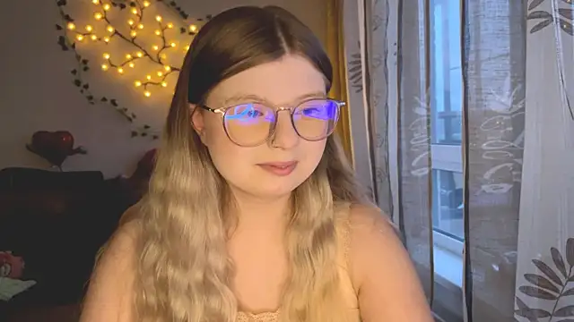 YukiBlush webcam