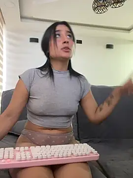 eros_walker webcam
