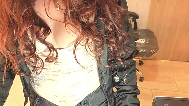 andrea_tasty_tf - Andrea_tasty_tf's free webcam - UK Sex Cams