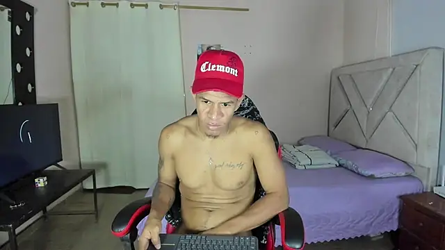 Toptony22 webcam