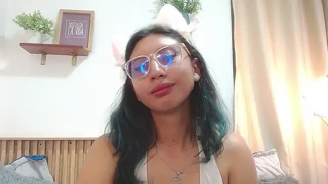Violet_2003 live webcam