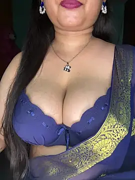 Naughty_pooja44 webcam