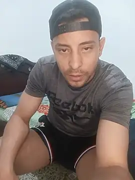 Cris_LaCobra_ webcam