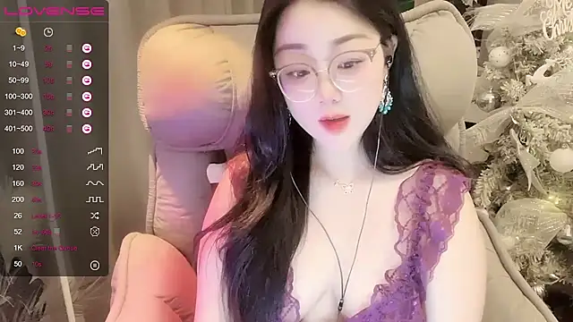 Monica-666888- webcam
