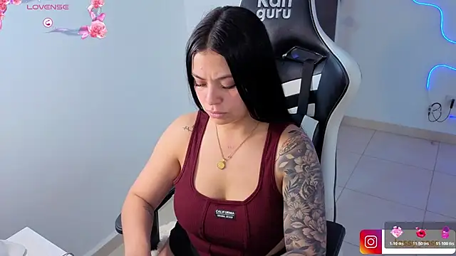 Victoryyy_ webcam