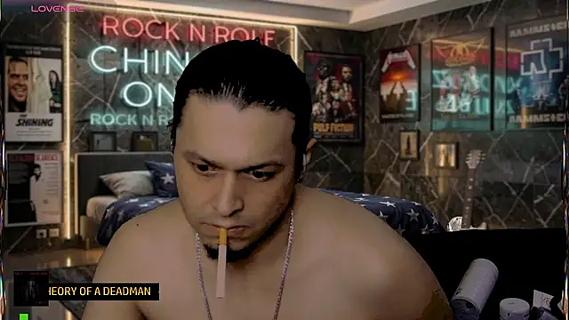 chino_roz webcam