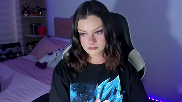OphelianaRose33 webcam