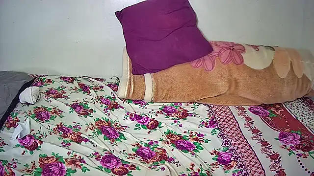 SlenderCurvexxx webcam