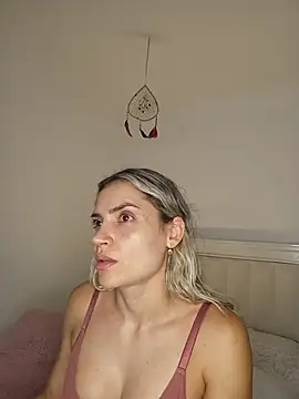 ASHLEY_BLAIR webcam