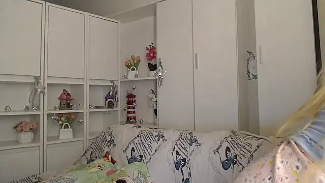 _karolynesyera_ webcam