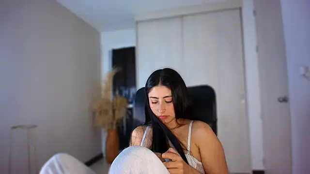 auroracaruso11 webcam