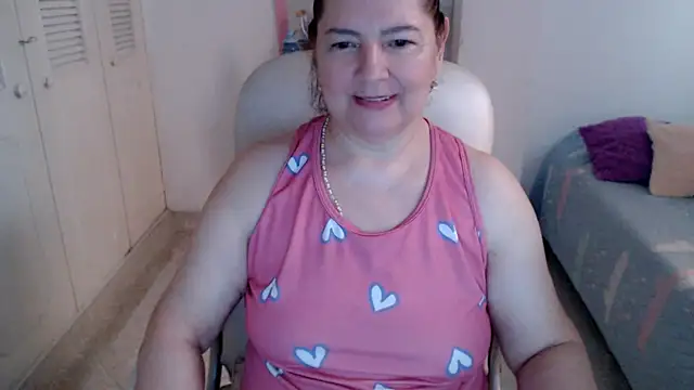 leonela_69 webcam