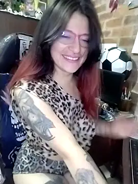 _Alaskamisa live cam on StripChat