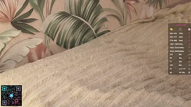 ChantalHoloway webcam