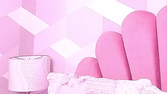 KylieMonnett webcam