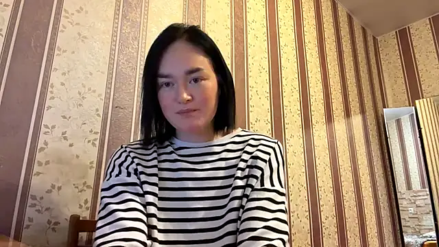 Snowmilly live webcam show