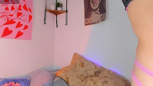 MarieTaylor_ webcam