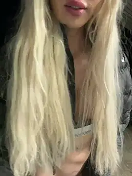 Lana-Grey webcam