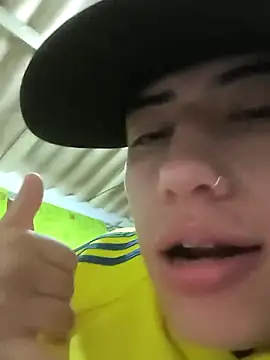 thiagoo_vega (M twink) - Naked for you