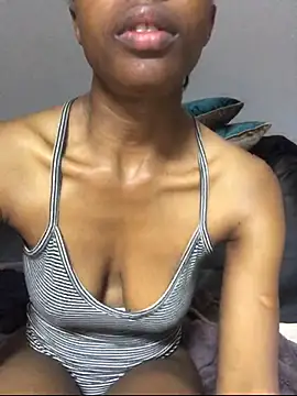 crazybitchpetite (F young) - 2000