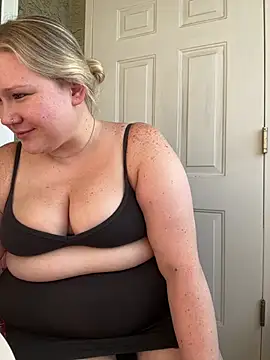 PiggyRose webcam