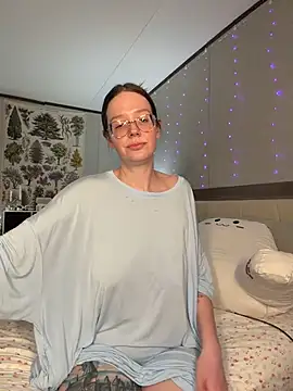Sweetdee222x live webcam show