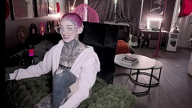 bambitatted live webcam show
