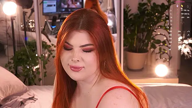 Ffoxyflame live webcam show