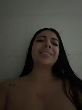 xoxo_sol live webcam show