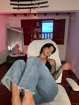 Ale_Lewis live sex cam