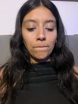 BrittanyDiaz live cam on StripChat