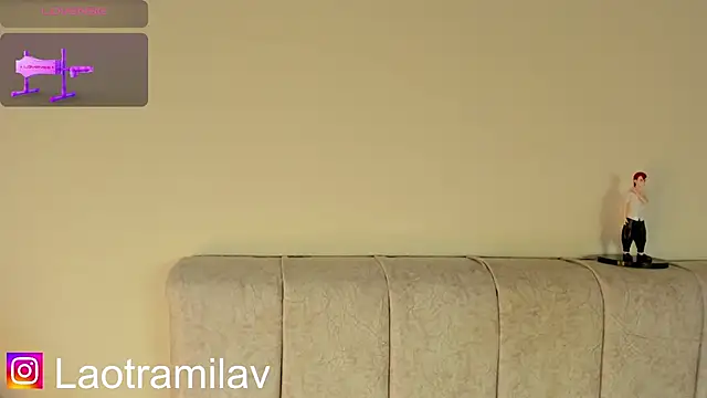MilaVelour webcam