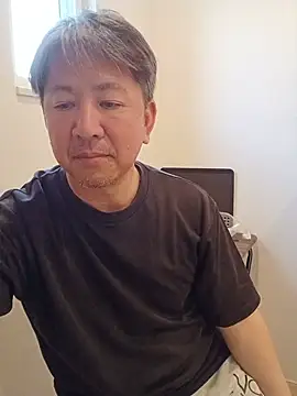 erogari_chan (Ask my age) - いつかはリスナーさんと絡み配信したい
