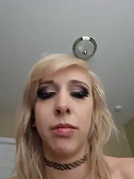 AmethystFoxx webcam