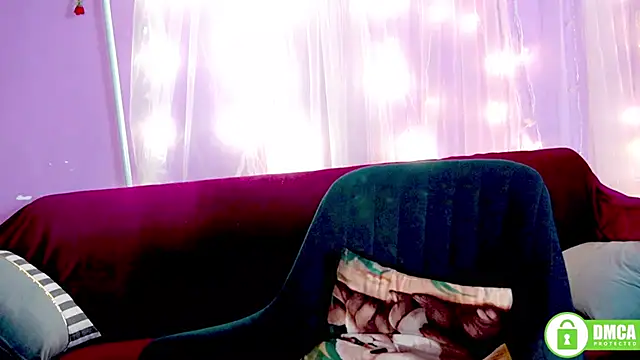 sexyhoney27 live webcam show