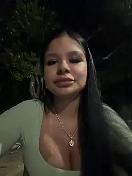Elara_Luxe live webcam show