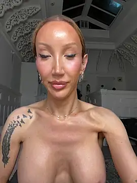 Allana29