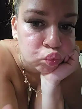 sweety__venus (F young) - 27cm sur la fenetre dehors