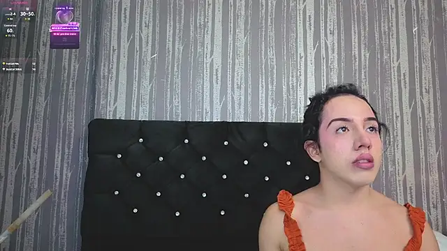 Alicee_Moonn webcam
