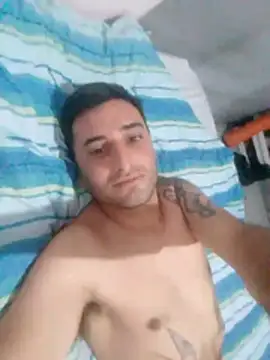 luArgH live cam on StripChat
