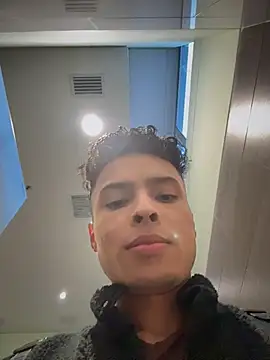 Eros_lee webcam