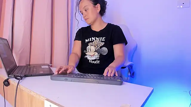 Kattyfeet webcam