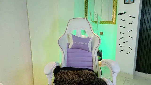 Madison_Jackson webcam