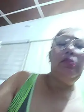 anniecoopeer webcam
