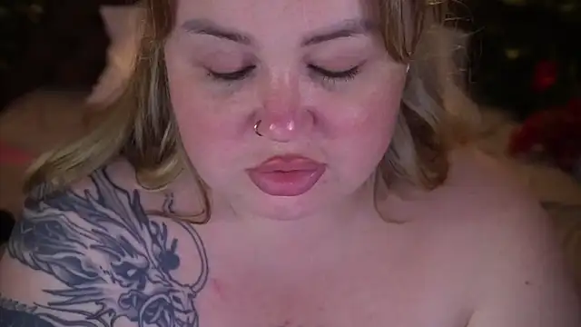 ZaraReignn live webcam show
